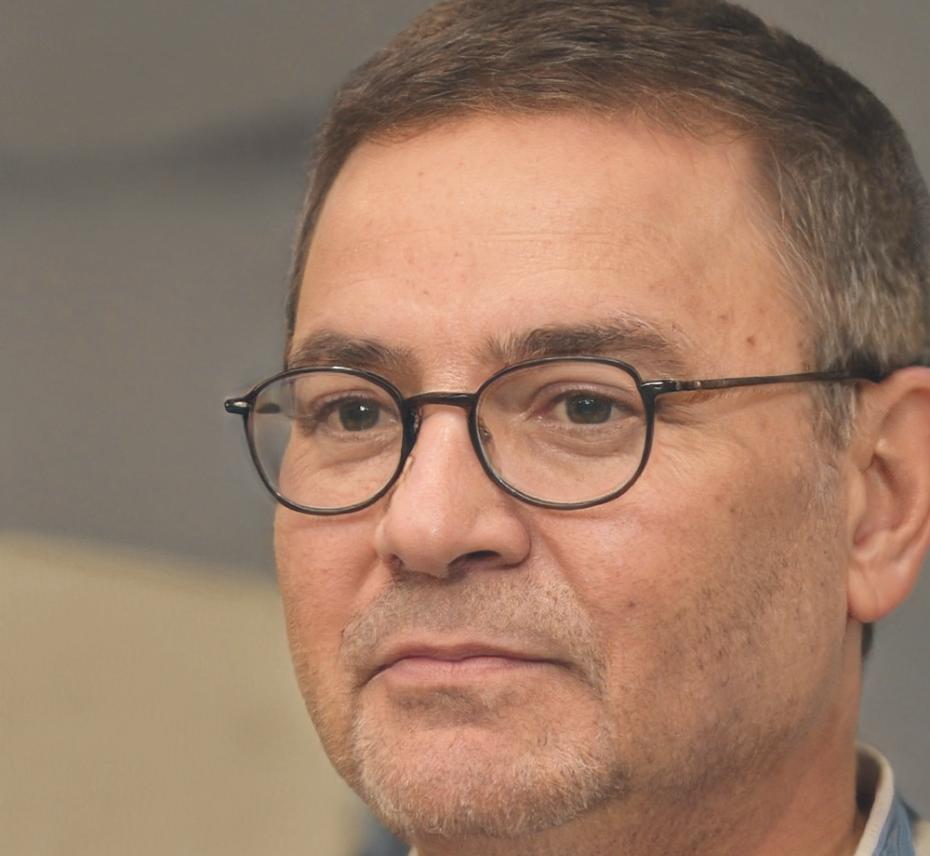 Riccardo Benedetti, facilitatore creativo con esperienza decennale nello sviluppo del pensiero laterale